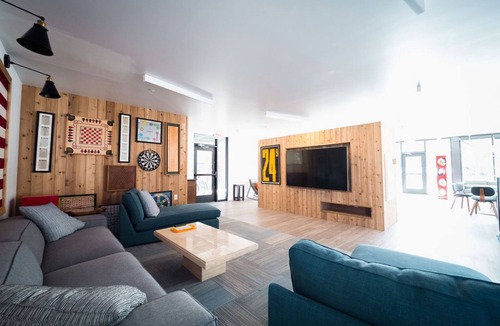 West Central Apartment | Sleepover: Spacious 1BD/1BA - Downtown Springfield