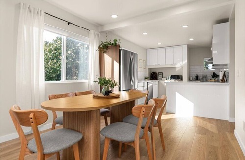 Greenwood House | Spacious 5BR Walkable Seattle Home Near Green Lake