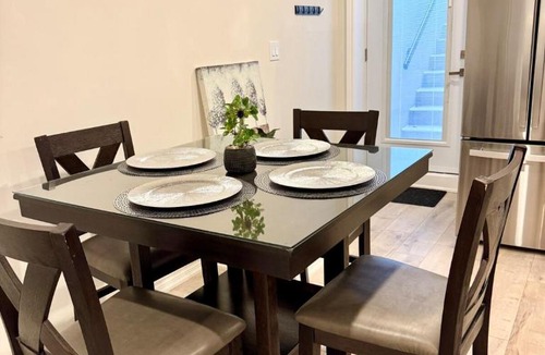 Vaughan Apartment | Spacious High Ceiling Lower Level Suite-New & Cozy