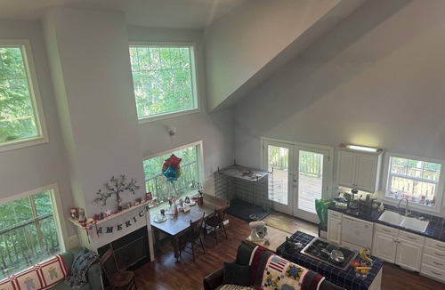 Southeast Eugene House | Spacious home connected to Spencer’s Butte hiking trails