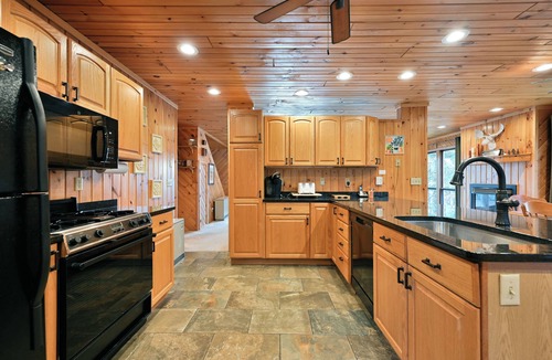 Cable House | Spacious Lakefront Cabin on Lake Namakagon
