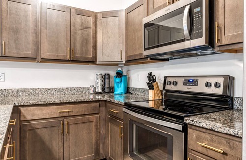 Glencoe House | Spacious Townhome Retreat