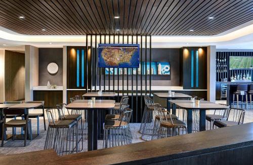 Independence Hotel | SpringHill Suites by Marriott Cleveland Independence