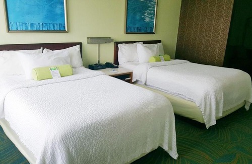 Monroeville Hotel | SpringHill Suites Pittsburgh Monroeville