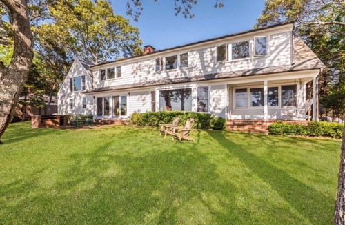 Flanders House | Stunning Bayfront Views
