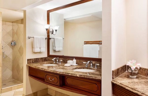 Irvington Hotel | Suite Designed for Memorable Getaways w/Seasonal Pool Access, Marina, Courtyard