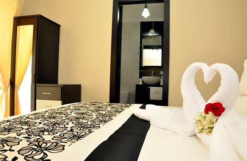 Tababela Hotel | Tababela Land