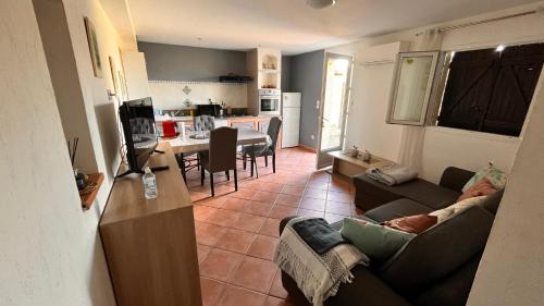 Afa Apartment | U monte d Oru