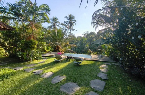 Petak Villa | Uma Mupu