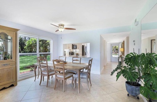 Imperial Golf Estates Condo | Update and Immaculate, 2 beds 2 baths end unit. On Imperial Golf Course
