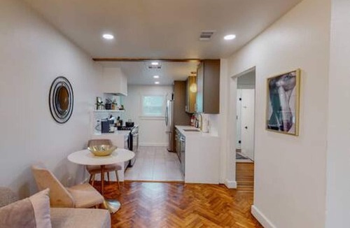Central Arlington House | Upscale Modern | LUX Finishes | 1.3miles to AT&T