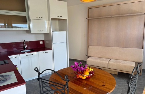 Sartene House | Very nice studio for 2 people, very functional, swimming pool, sea view