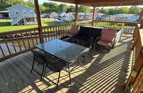 Willis House | Waterfront Getaway - With Boat Parking and Access to Lake Conroe!