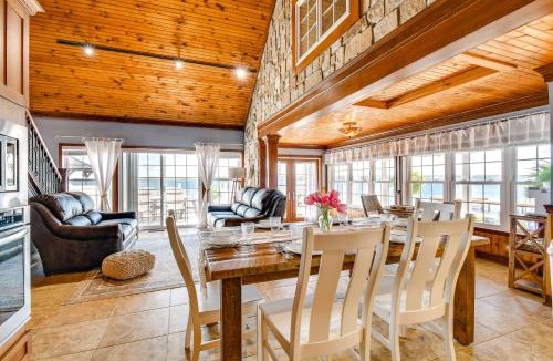 Town of Varick House | Waterfront Romulus Getaway w/Private Dock!