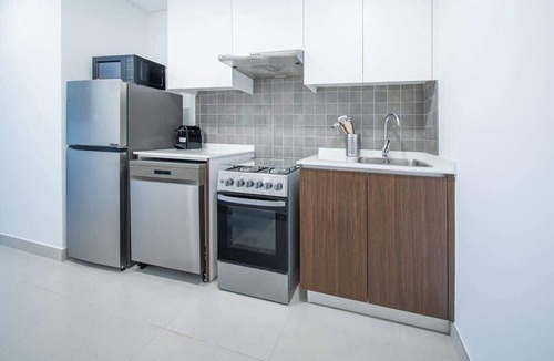 Al Hamriya Apartment | Waterfront Studio W Pool & Beach Access