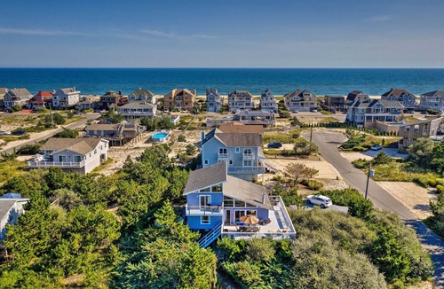 West Hampton Dunes House | Westhampton Beach Home w/Deck + Ocean Views!