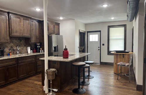 Vernon Apartment | Wilbarger Downtown Downstairs Apartment 2 bedroom/1 bath