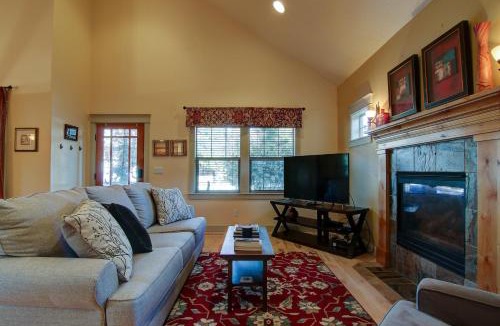 Bend House | Wild Meadow