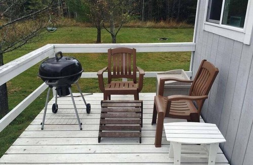 La Pointe House | Willows - 2 Bed/1 Bath Cabin minutes from Downtown