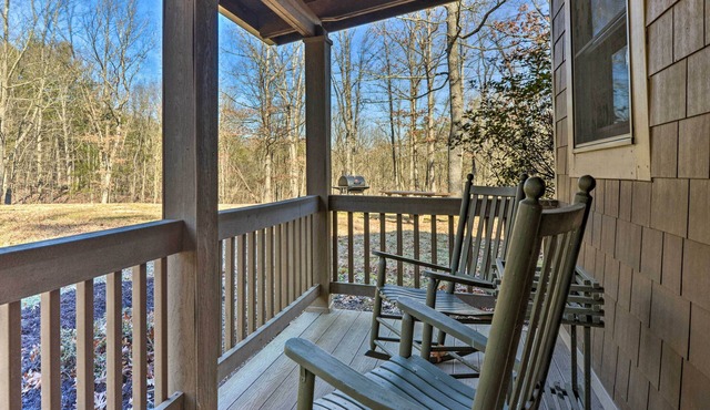 Berkeley Springs Haven w/Sleepy Creek Access!