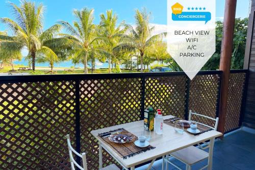 Charming beachfront studio