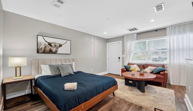 Charming Sutton 1BR Getaway