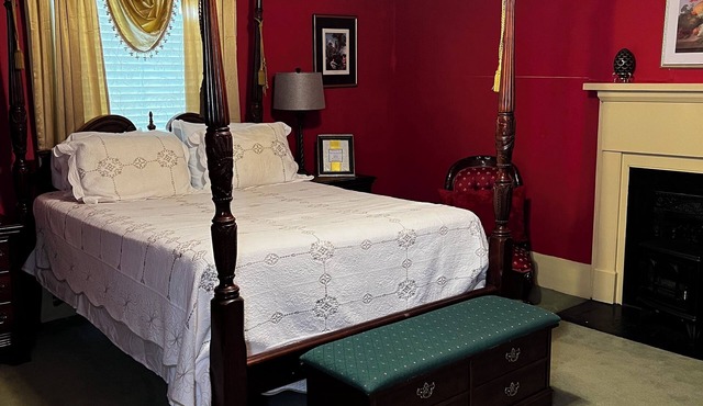 Commodore Bed and Breakfast
