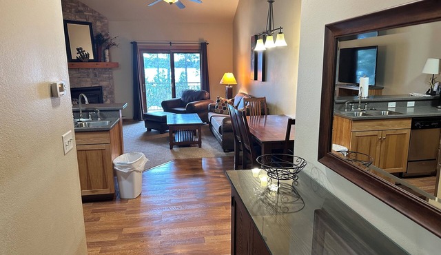 CONDO 305/LOFT by Eagle Waters Resort