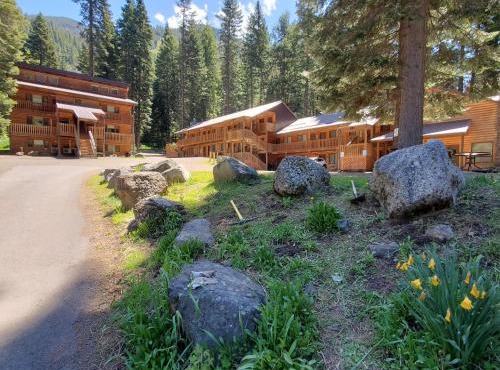 Eagle Cap Chalets in Joseph