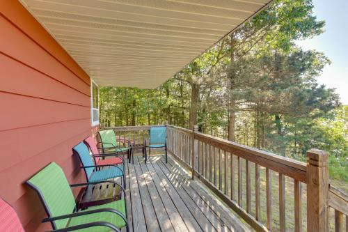 Eagle River Apartment w/Private Dock & Fire Pit!