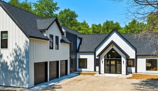 Egg Harbor Group Retreat + Pickleball & Firepit