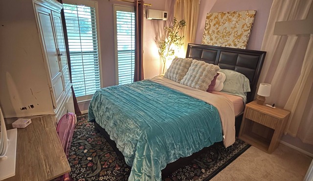 FIFA WORLD CUP Marvelous 2-bedroom house with Kitchenette in charming Arlington