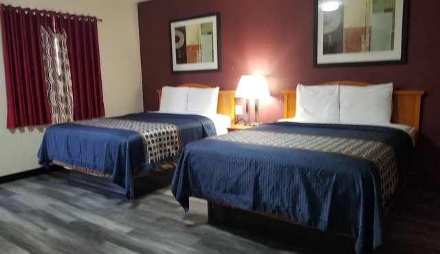 Frontier Motel