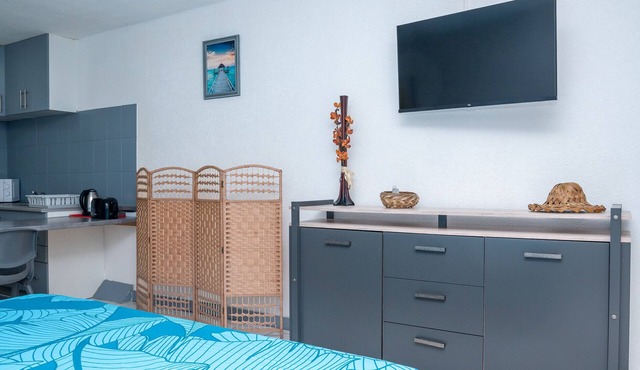 Grey Studio Papeete - 5 minutes to central Papeete