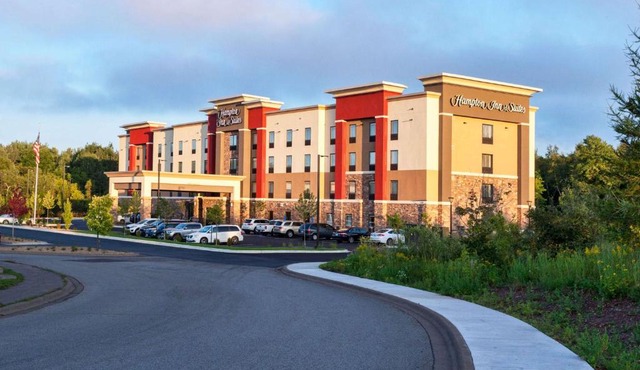 Hampton Inn & Suites Duluth North Mn