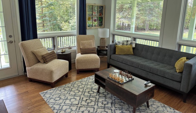 Large home steps from Presqui'le Provincial Park