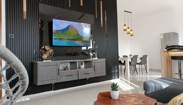 Modern 2-Bedroom Apartment Near La Croisette, Grand Baie