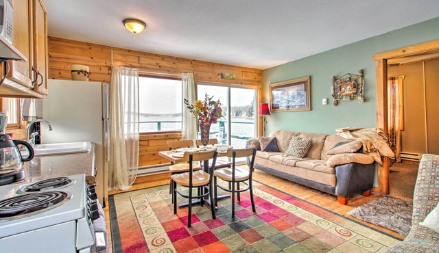 Pet-Friendly Outing Getaway w/Lake Access!