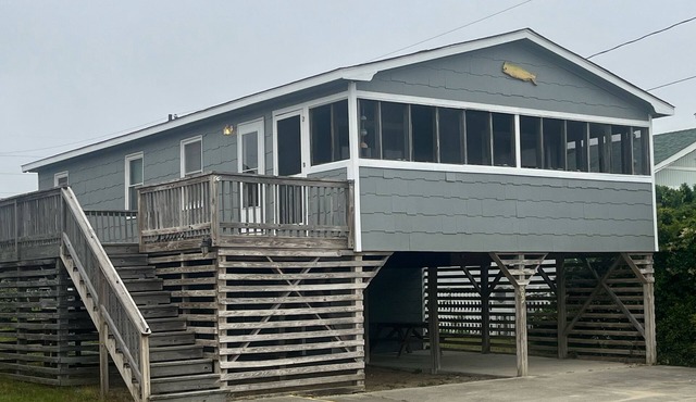 Relax/Easy Walk to Beach MP 8- 3 Bedroom-2 Baths - Classic Beach Cottage