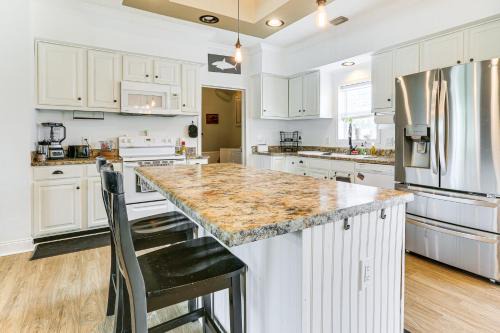 Remote-Work Friendly: Lehigh Acres Family Home in Lehigh Acres