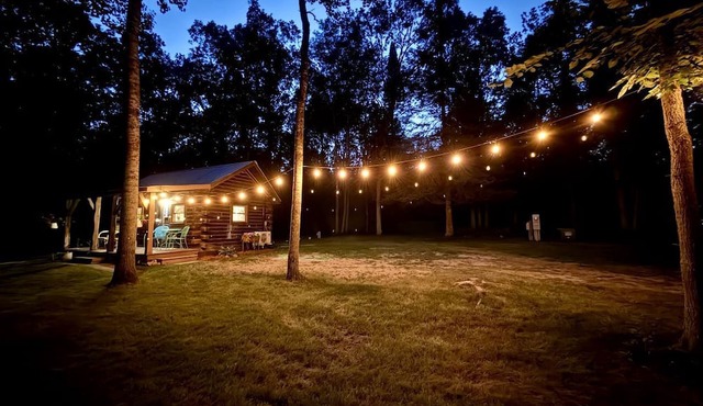 Secluded Studio Cabin with Private Lakefront near Park Rapids, Minnesota in Park Rapids