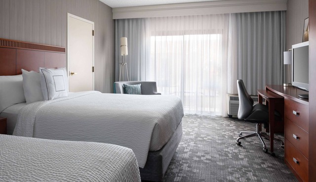 Sonesta Select Phoenix Camelback in Phoenix
