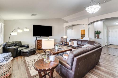 Spacious Backyard! Family Haven in San Tan Valley
