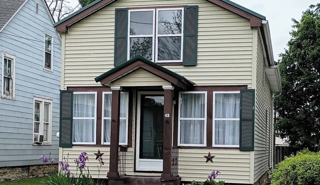 Spacious newly remodeled 4-bedroom house in beautiful Gowanda.