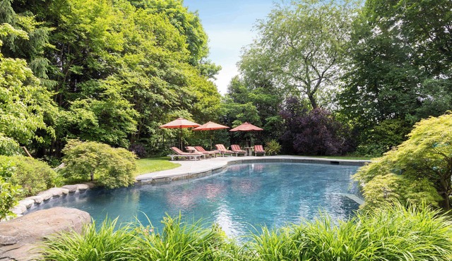 Summerset Villa by Rove Travel | Home w/Pool & Hot Tub