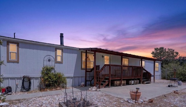 Tehachapi 12-Guest Group Escape home