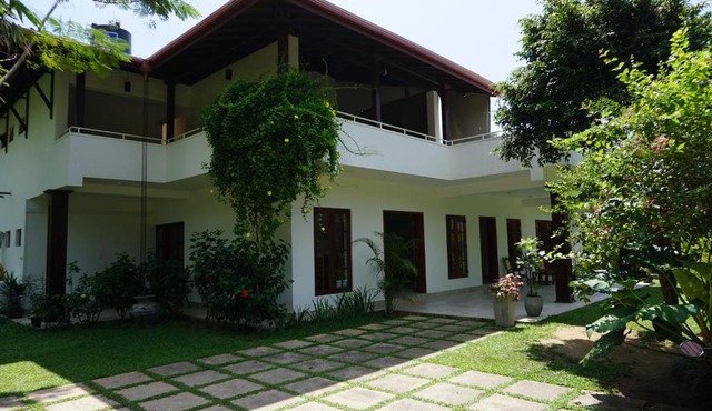 Thisara Villa