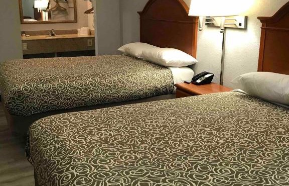 Walnut Inn - Checotah