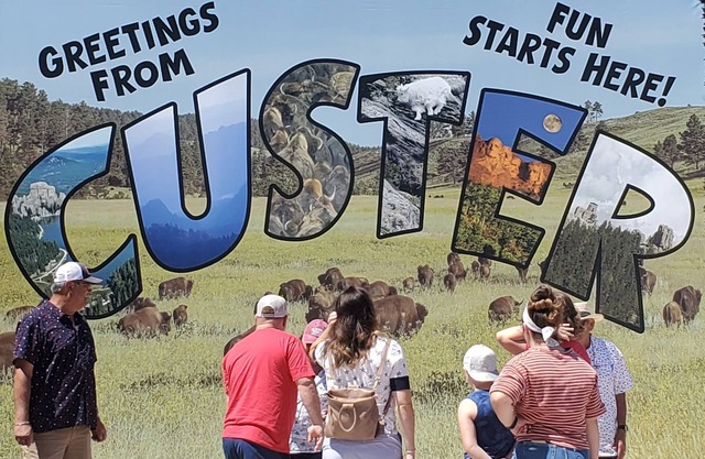 Hideaways Custer 