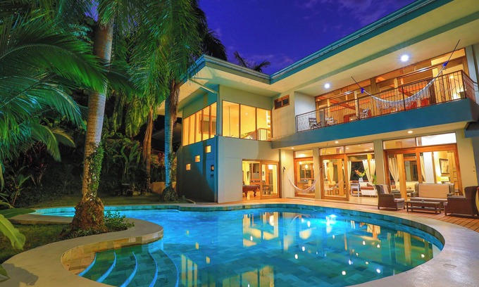 Valle Pura Vida House | Epic Wildlife, Jungle & Ocean View! Near Manuel Antonio Park - Rainforest Estate